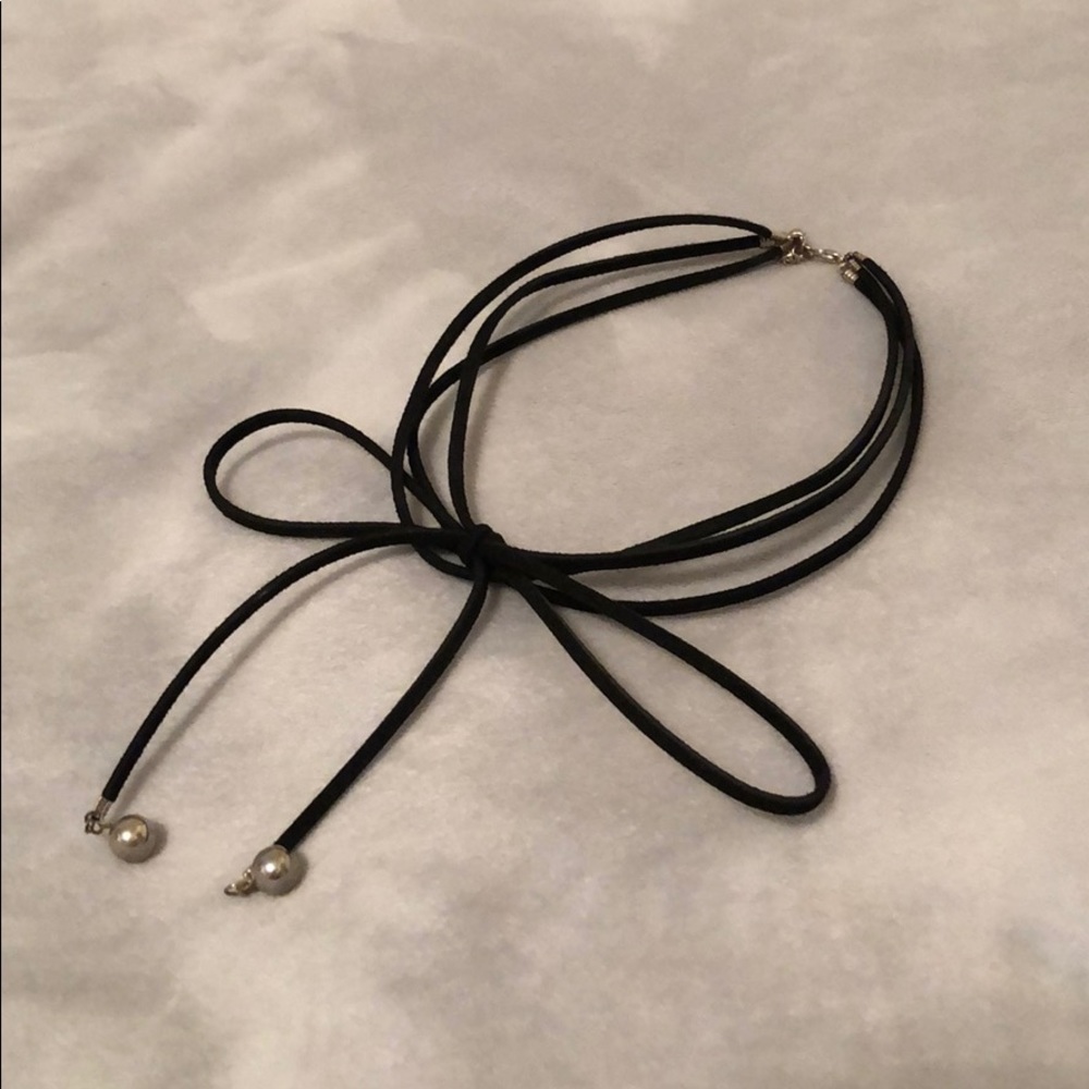 very cute black choker